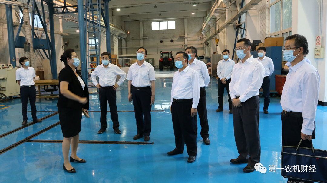唐仁健：以科技和機(jī)制創(chuàng)新為動(dòng)力 加快建設(shè)農(nóng)業(yè)強(qiáng)國(guó)
